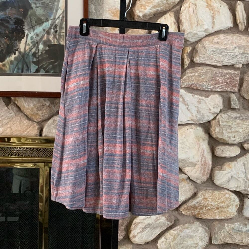 Women’s Lularoe American Dreams Madison pleated skirt